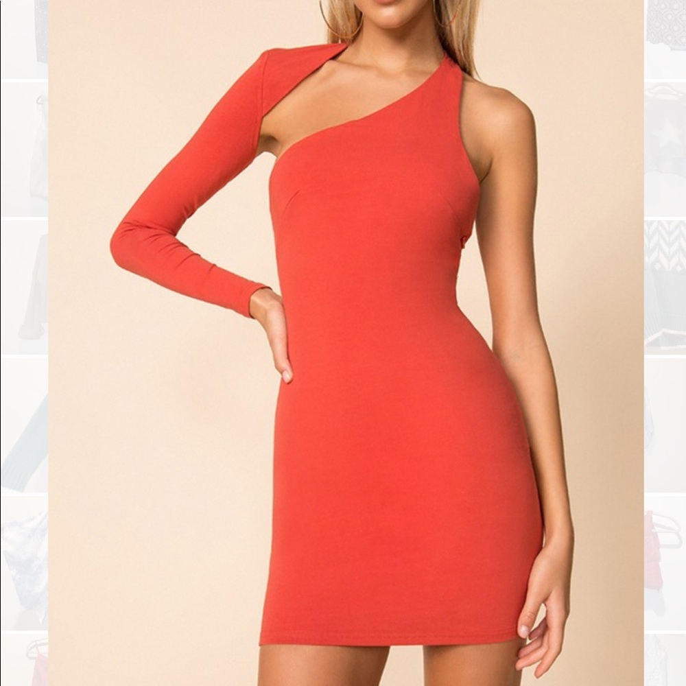 Super down One shoulder formal dress